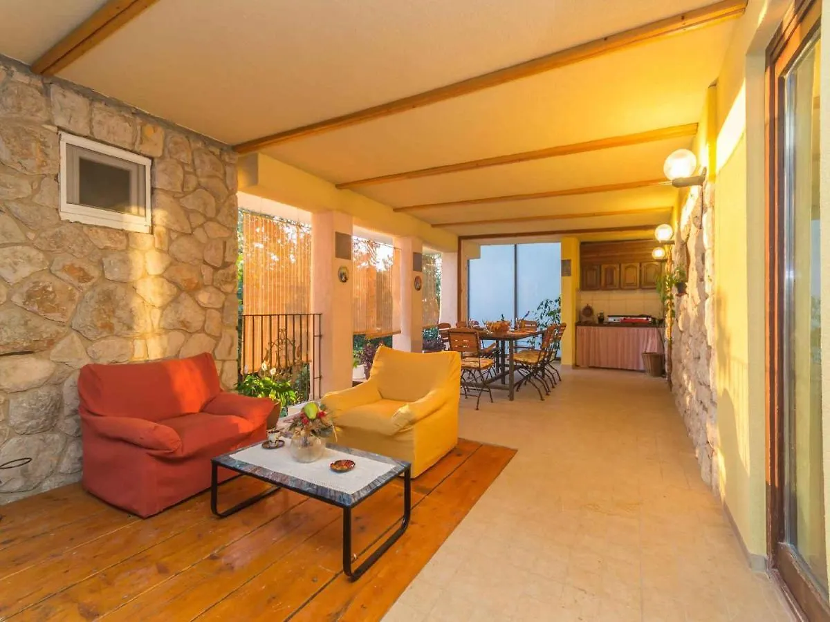Apartment In Njivice/Insel Krk 33553 Croatia